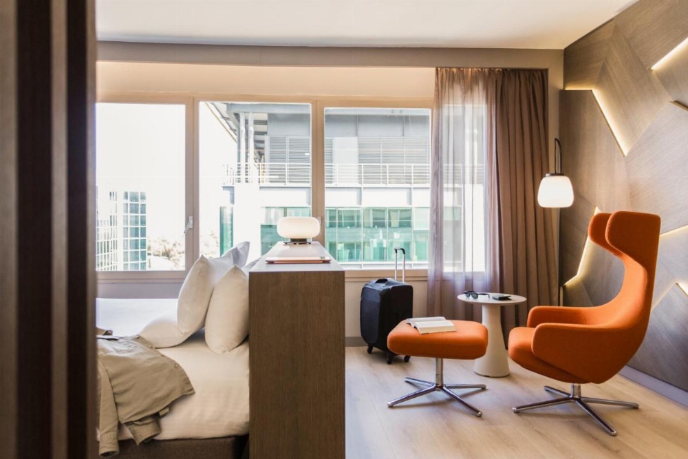Room image 4