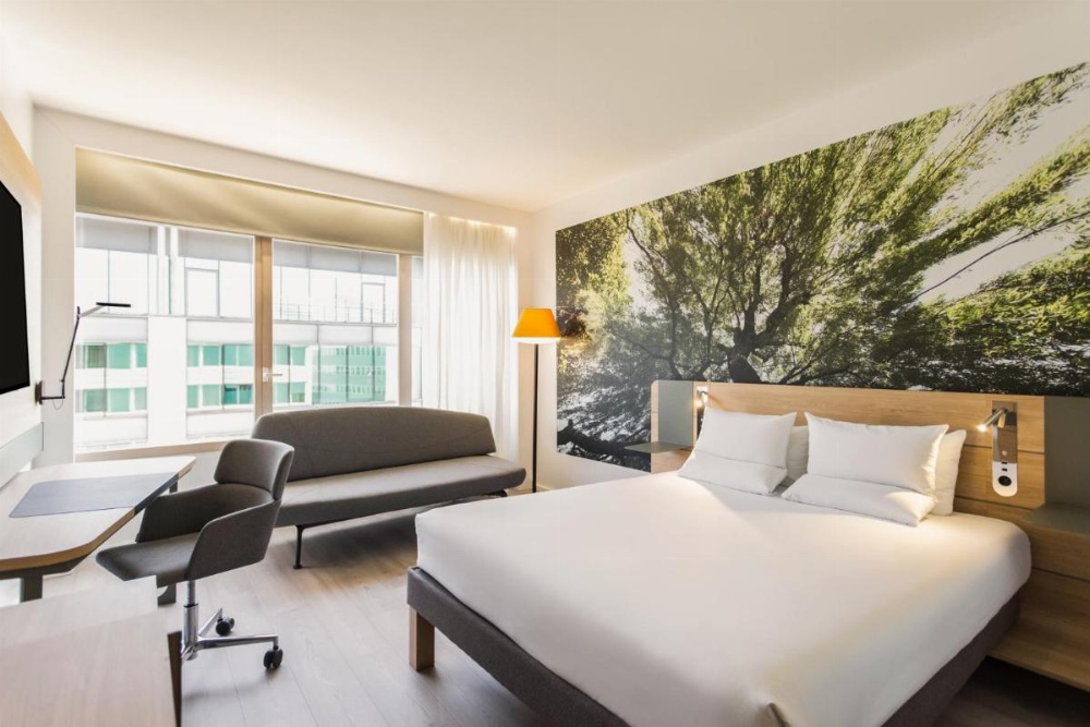 Room image 3